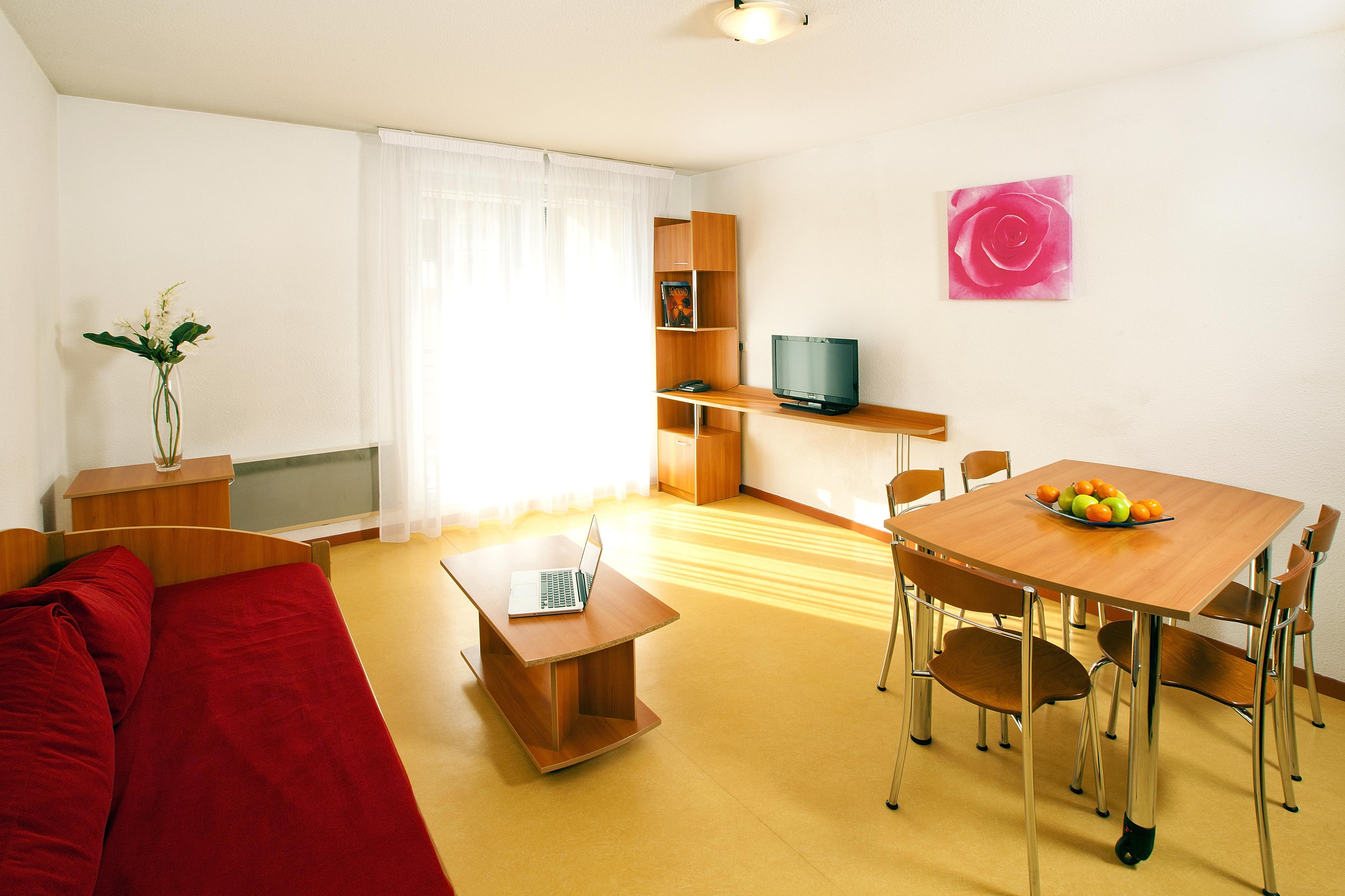 Sejours & Affaires Geneve Saint Genis Aparthotel Exterior foto