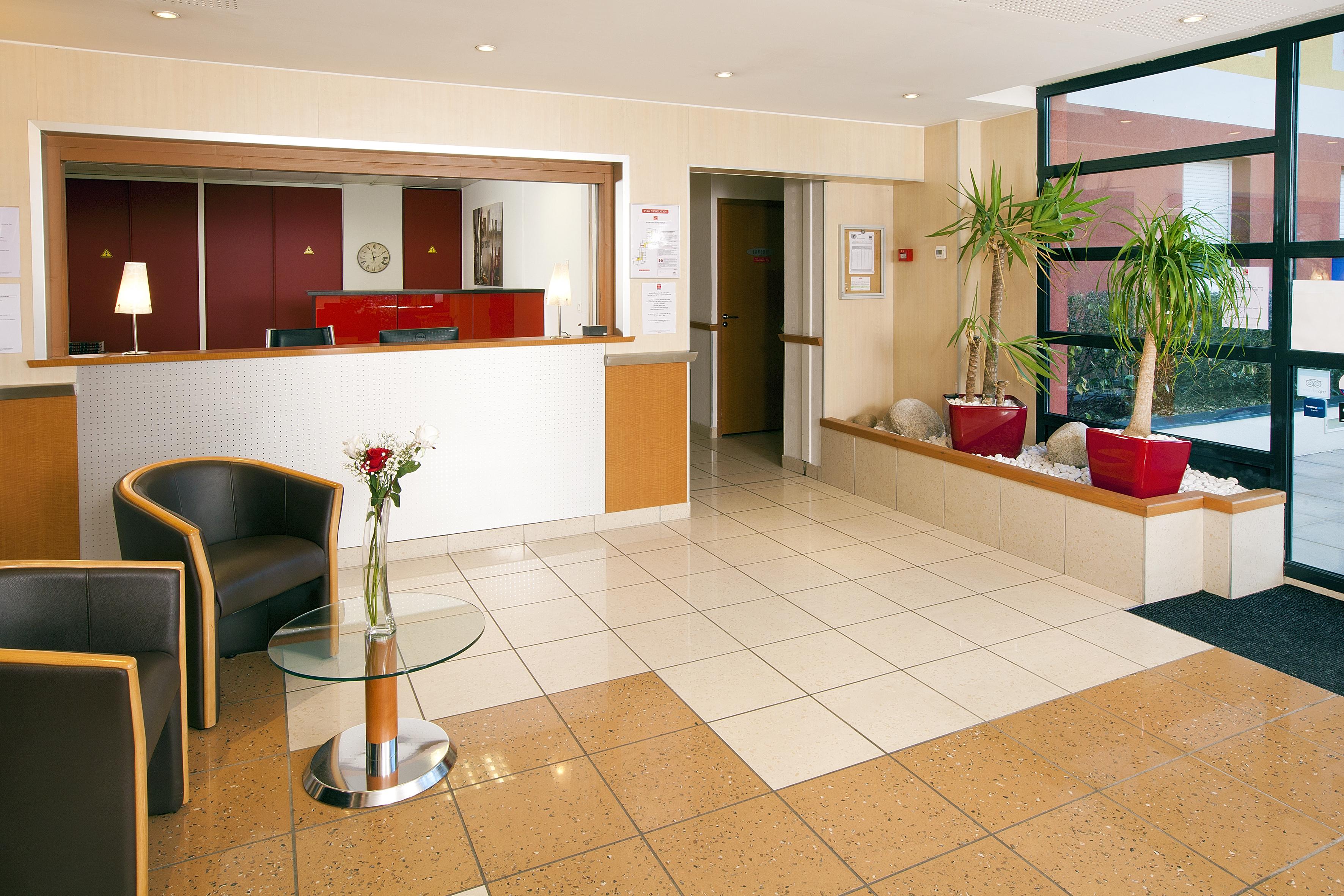 Sejours & Affaires Geneve Saint Genis Aparthotel Exterior foto