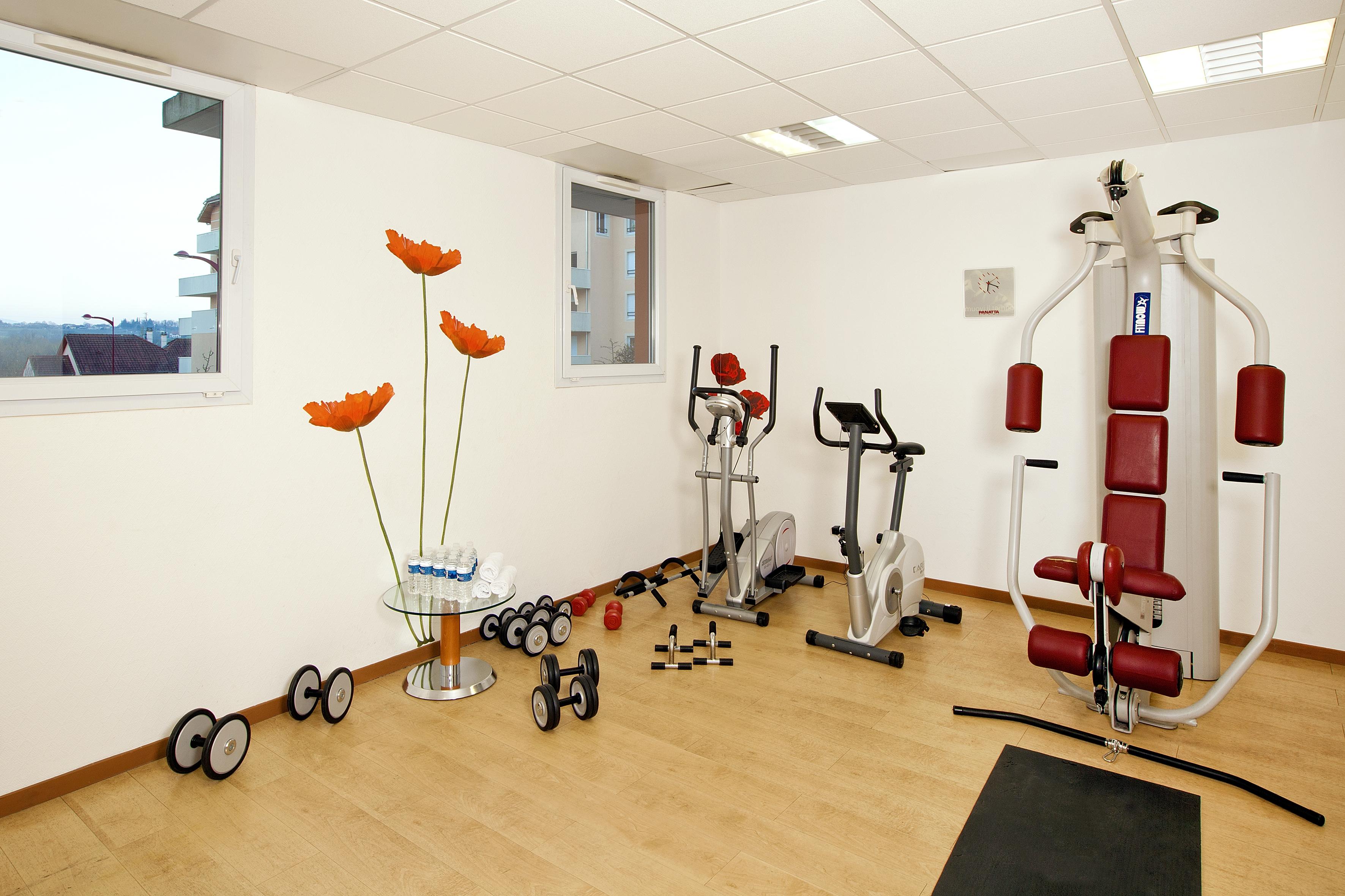Sejours & Affaires Geneve Saint Genis Aparthotel Exterior foto